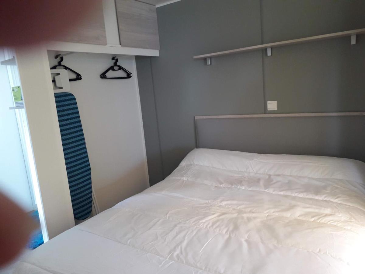 Mobil Home Neuf 2 Chambres 6 Personnes Saint Aygulf Plage Fréjus Dış mekan fotoğraf