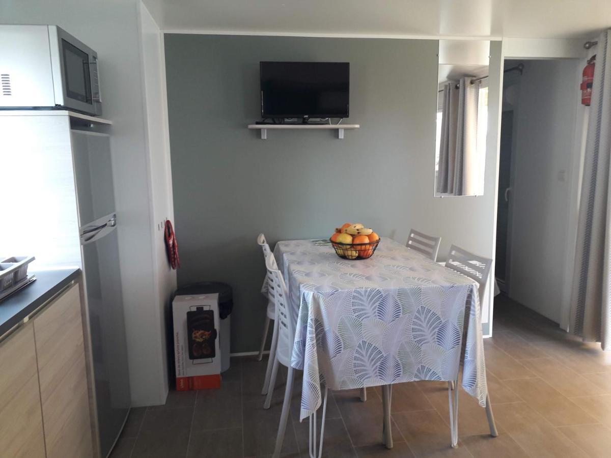 Mobil Home Neuf 2 Chambres 6 Personnes Saint Aygulf Plage Fréjus Dış mekan fotoğraf