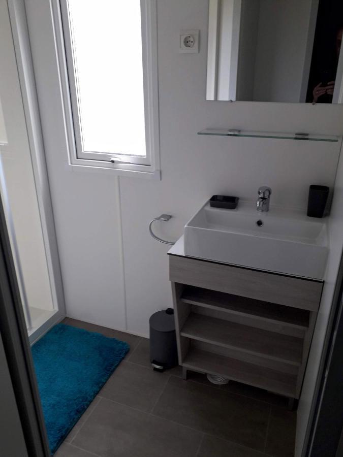 Mobil Home Neuf 2 Chambres 6 Personnes Saint Aygulf Plage Fréjus Dış mekan fotoğraf